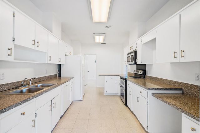 210 Russlyn Drive, West Palm Beach, FL 33405