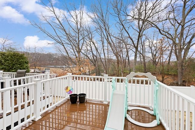 100 Baldwin Avenue 7, Woburn, MA 01801