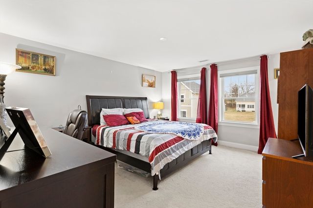 100 Baldwin Avenue 7, Woburn, MA 01801