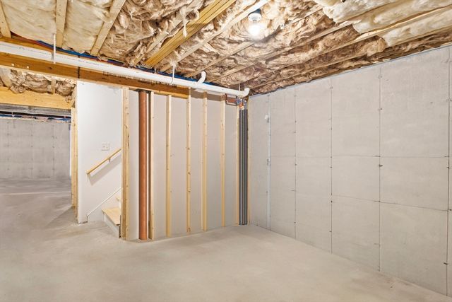 100 Baldwin Avenue 7, Woburn, MA 01801