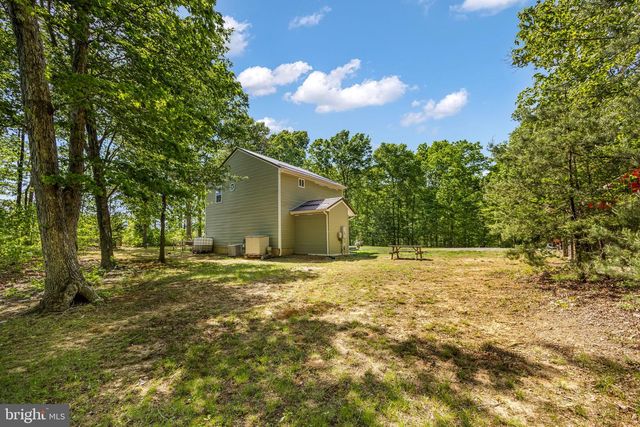 11205 CHANCELLOR MEADOWS LN, Locust Grove, VA 22508