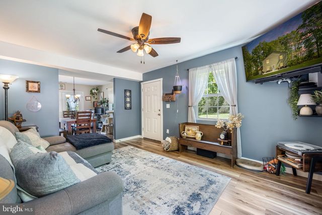 11205 CHANCELLOR MEADOWS LN, Locust Grove, VA 22508