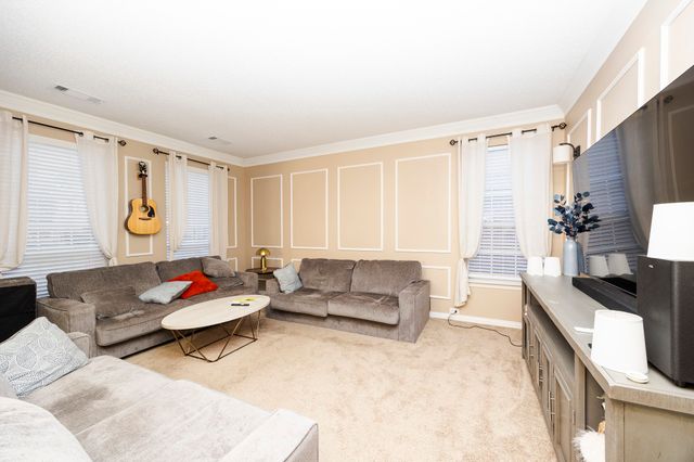 2106 Hunter Place Lane, Arlington, TX 76006