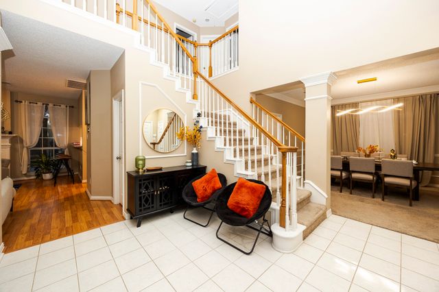 2106 Hunter Place Lane, Arlington, TX 76006