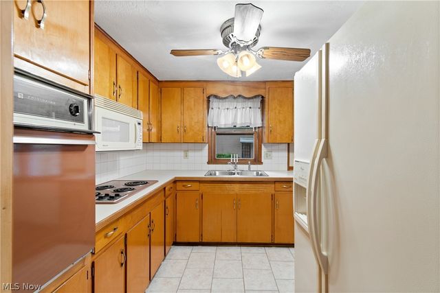 13222 Atwater Avenue NE, Alliance, OH 44601