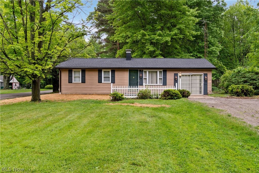 13222 Atwater Avenue NE, Alliance, OH 44601