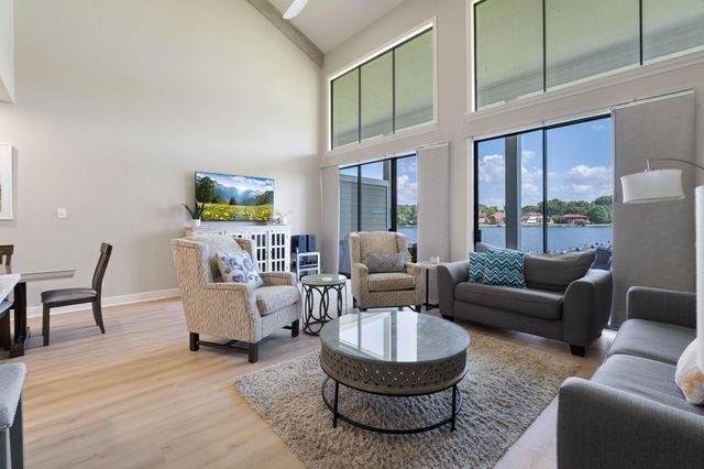 68 April Point S Unit E68 Drive S, Conroe, TX 77356