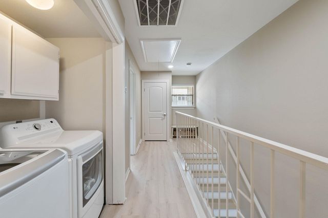 68 April Point S Unit E68 Drive S, Conroe, TX 77356