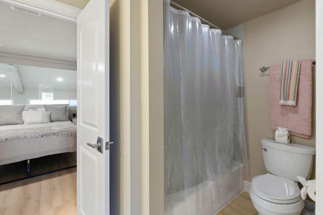 68 April Point S Unit E68 Drive S, Conroe, TX 77356