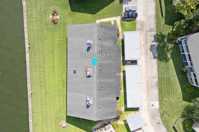68 April Point S Unit E68 Drive S, Conroe, TX 77356
