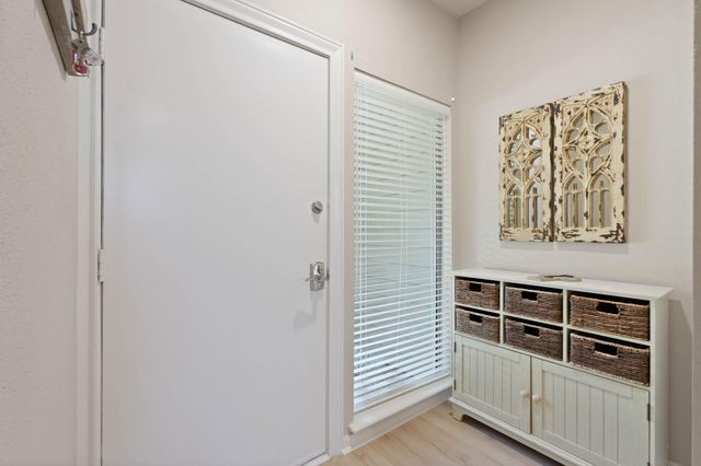 68 April Point S Unit E68 Drive S, Conroe, TX 77356