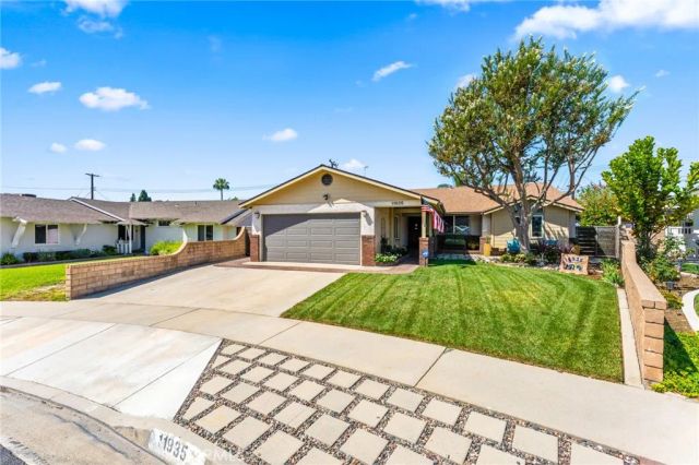 11935 Groveside Avenue, Whittier, CA 90604