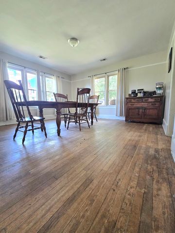 14 N Dukes Street, Summerton, SC 29148