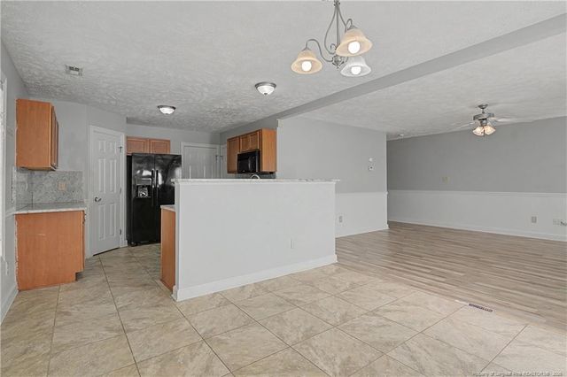 86 Boston Harbor, Cameron, NC 28326