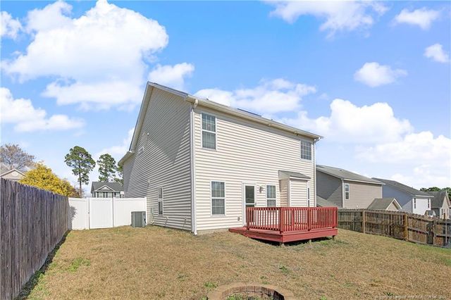 86 Boston Harbor, Cameron, NC 28326