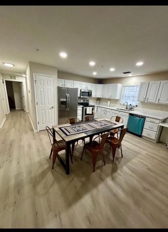 2801 2ND AVENUE S, St Petersburg, FL 33712