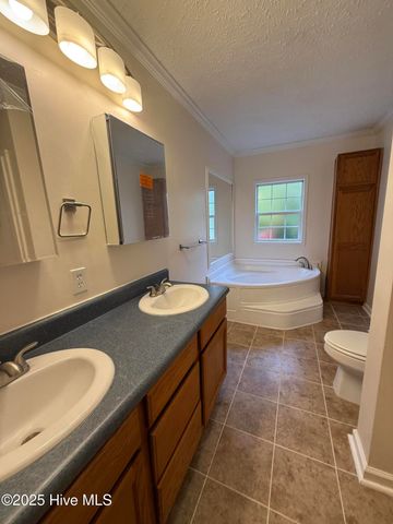 205 Piver Road, Beaufort, NC 28516