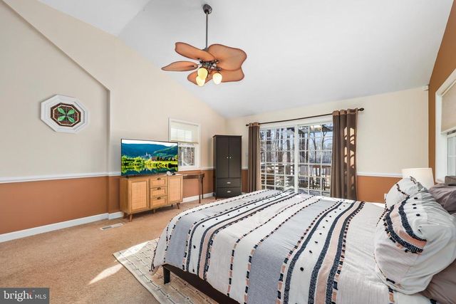 11800 DUKES DR, Bumpass, VA 23024