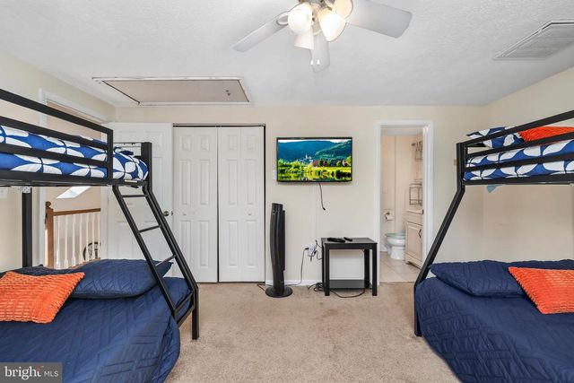 11800 DUKES DR, Bumpass, VA 23024