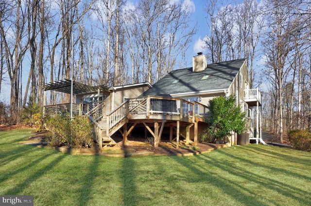 11800 DUKES DR, Bumpass, VA 23024