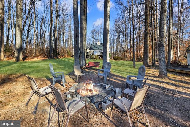 11800 DUKES DR, Bumpass, VA 23024