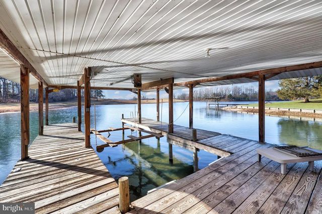 11800 DUKES DR, Bumpass, VA 23024