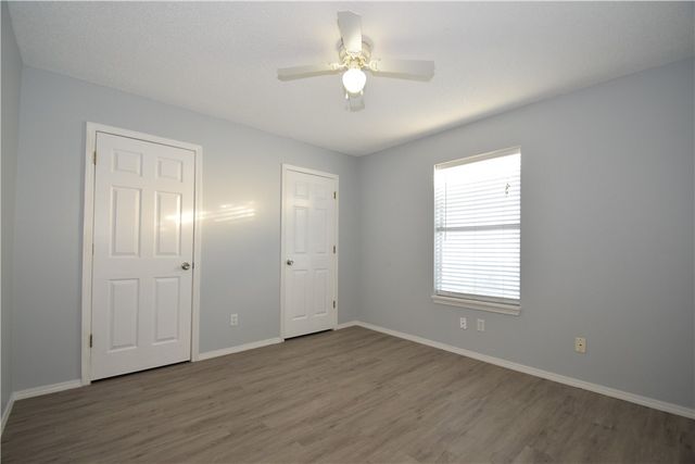 2515 SE 3rd Street, Bentonville, AR 72712