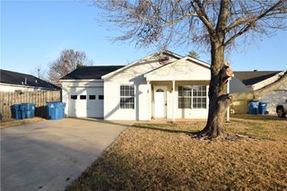 2515 SE 3rd Street, Bentonville, AR 72712