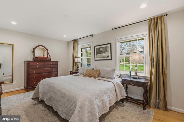 7215 MARINE DR, Alexandria, VA 22307