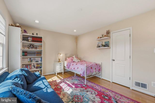 7215 MARINE DR, Alexandria, VA 22307