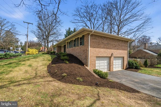 7215 MARINE DR, Alexandria, VA 22307