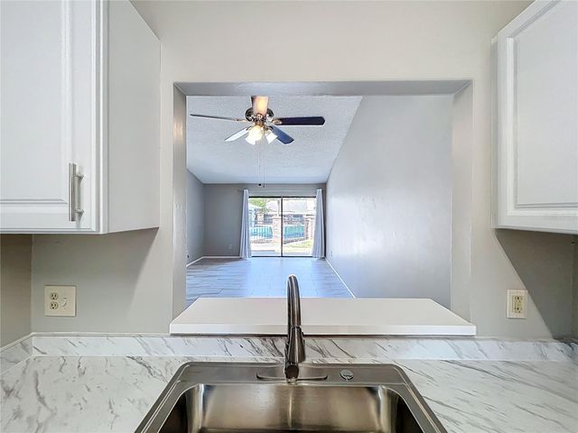 12136 SAND PEBBLE WAY, Orlando, FL 32824