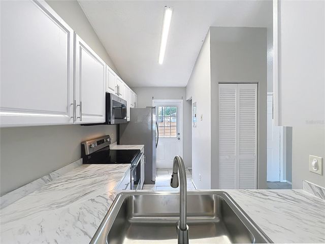 12136 SAND PEBBLE WAY, Orlando, FL 32824