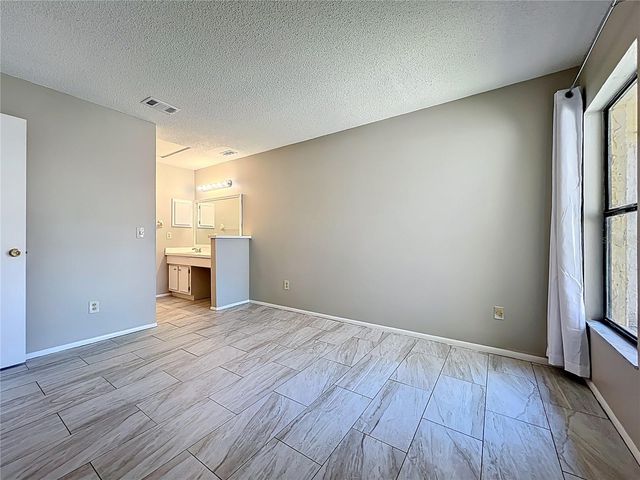 12136 SAND PEBBLE WAY, Orlando, FL 32824