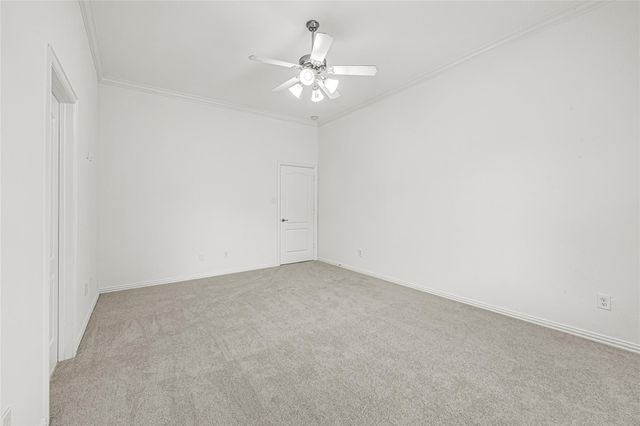 828 Grassy Knoll Trail, La Marque, TX 77568