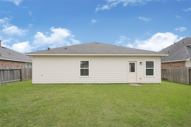 828 Grassy Knoll Trail, La Marque, TX 77568