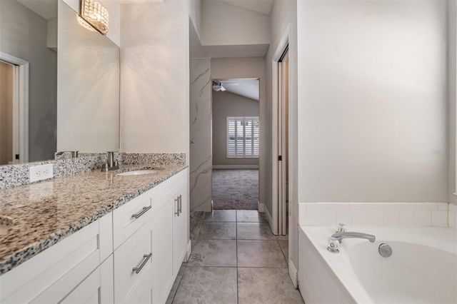 2315 LYNCREST COURT, Valrico, FL 33596