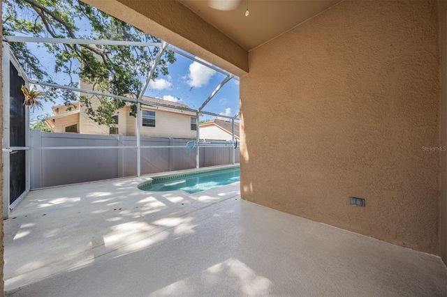 2315 LYNCREST COURT, Valrico, FL 33596