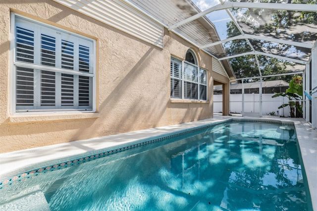 2315 LYNCREST COURT, Valrico, FL 33596