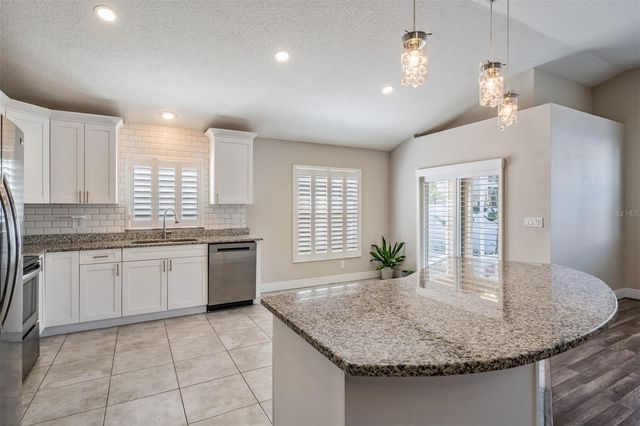 2315 LYNCREST COURT, Valrico, FL 33596