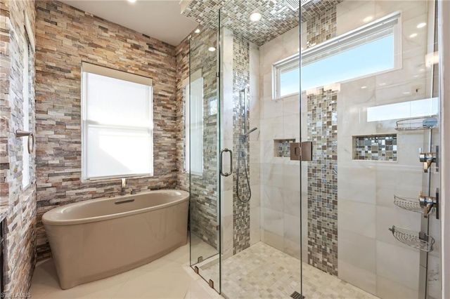 3585 33rd AVE NE, Naples, FL 34120