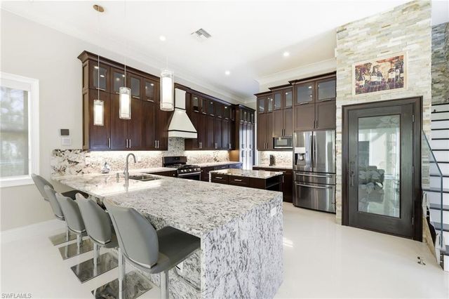 3585 33rd AVE NE, Naples, FL 34120