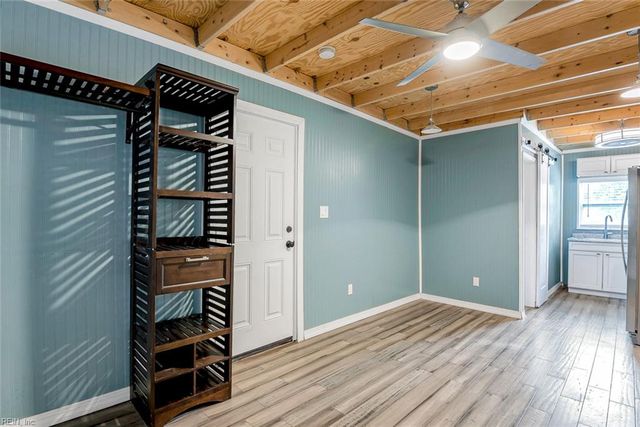 5568 Hatteras RD, Virginia Beach, VA 23462
