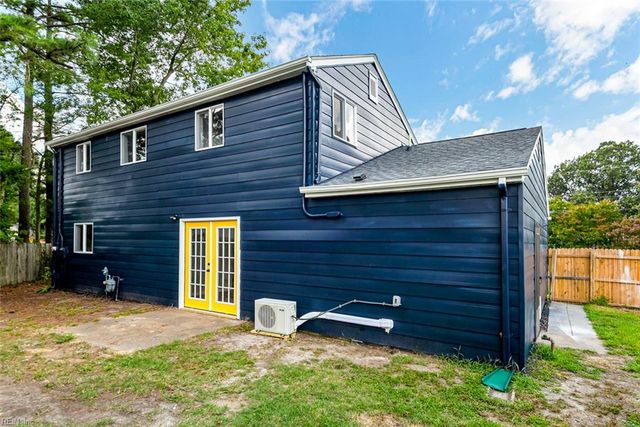 5568 Hatteras RD, Virginia Beach, VA 23462