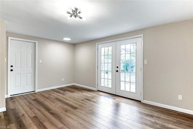 5568 Hatteras RD, Virginia Beach, VA 23462