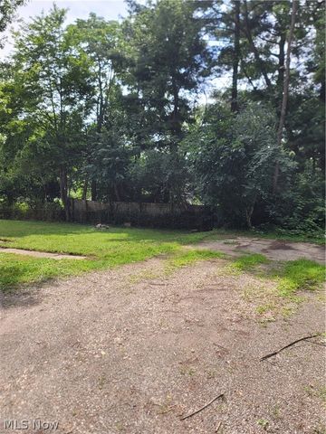129 W Oak Street, Kent, OH 44240
