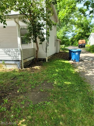 129 W Oak Street, Kent, OH 44240