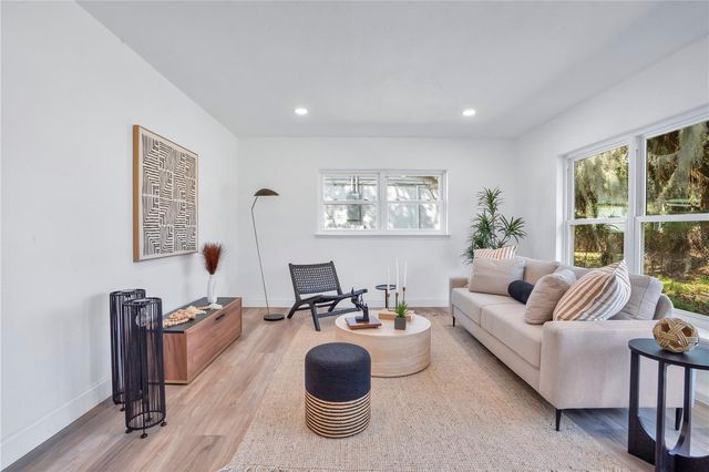 1499 WILTON AVENUE, Orlando, FL 32805