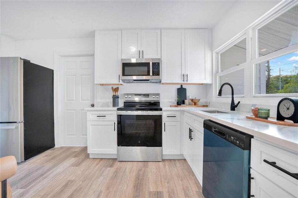 Image 18 of property listing at 1499 WILTON AVENUE, Orlando, FL 32805