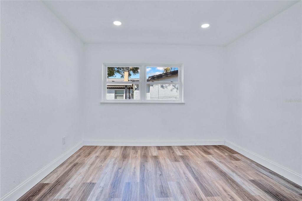 Image 32 of property listing at 1499 WILTON AVENUE, Orlando, FL 32805